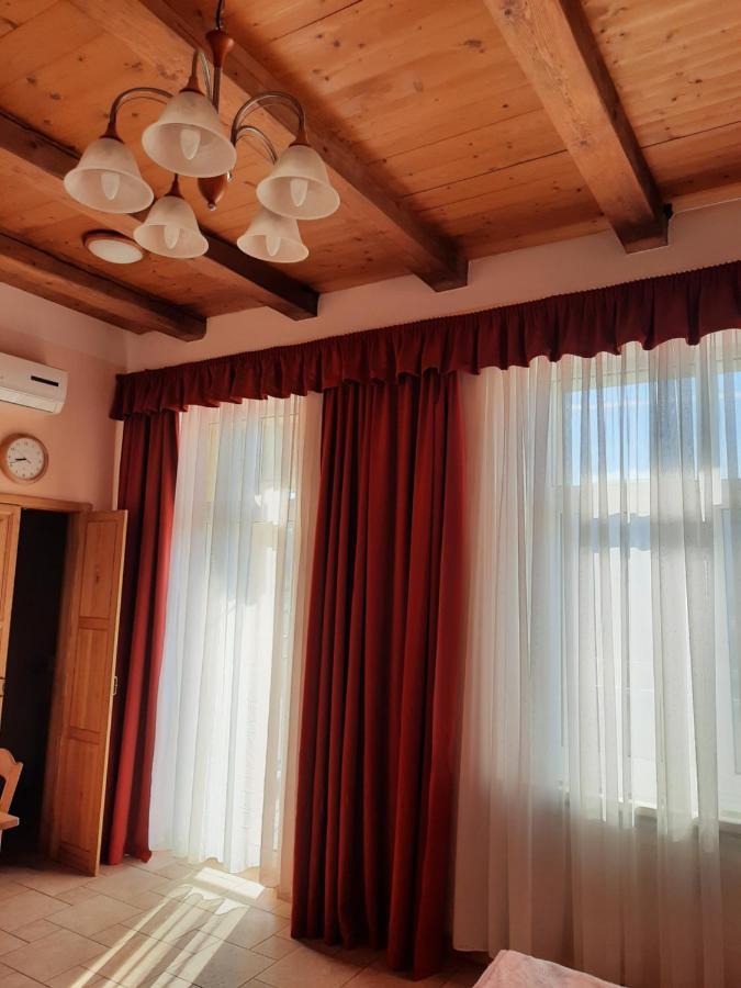 Appartment centrum Karlovy Vary Extérieur photo
