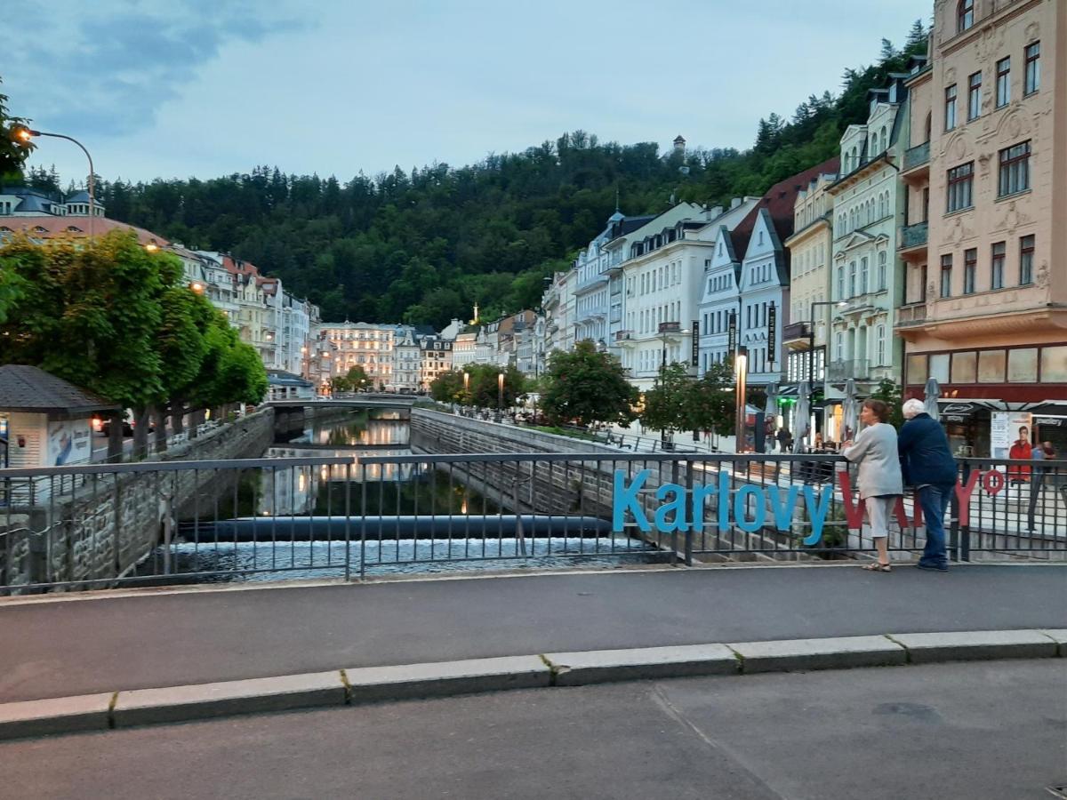 Appartment centrum Karlovy Vary Extérieur photo