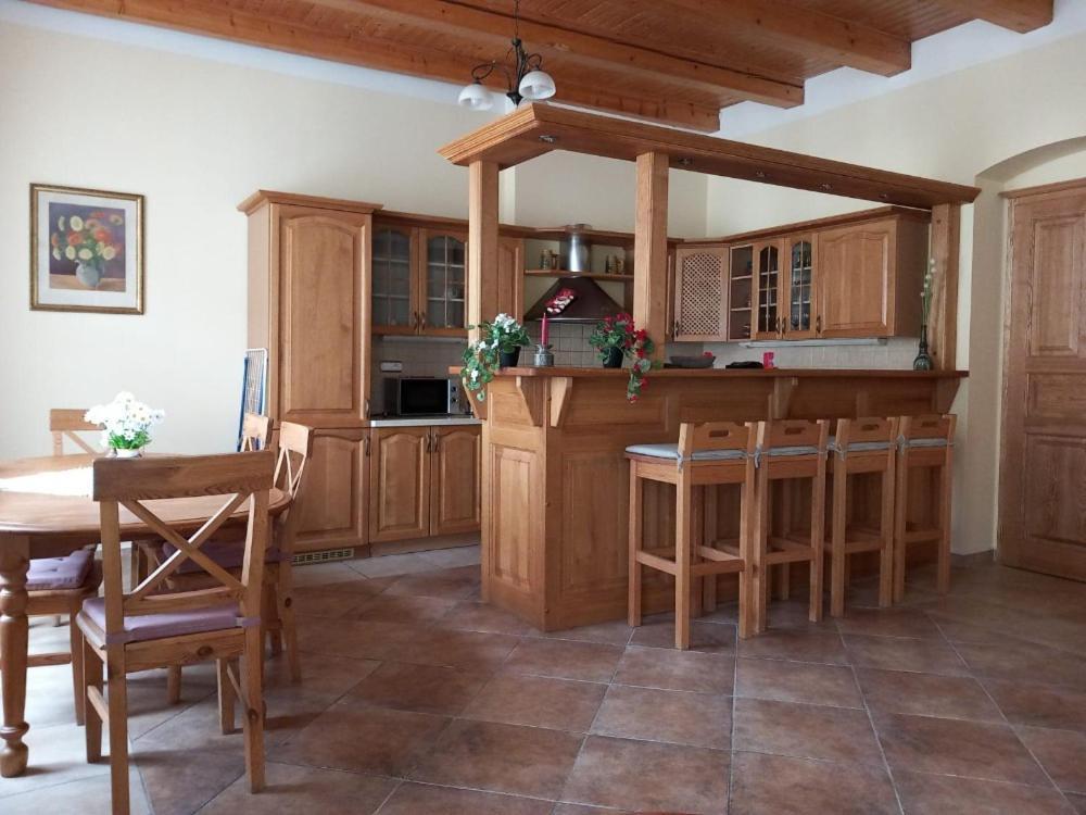 Appartment centrum Karlovy Vary Extérieur photo