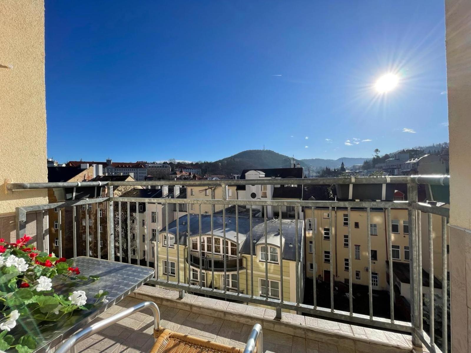 Appartment centrum Karlovy Vary Extérieur photo
